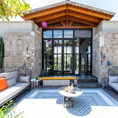 With Private Pool & Garden Yakakoy (Bodrum)