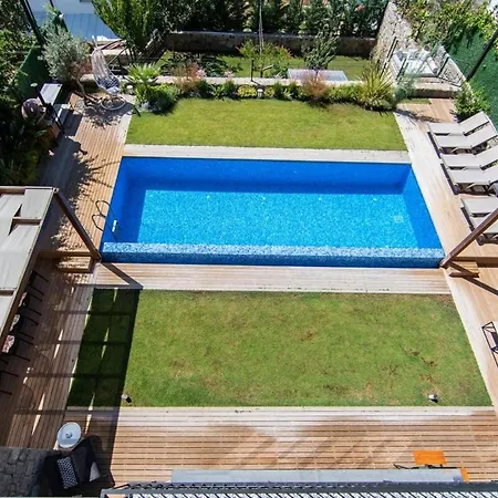 With Private Pool & Garden ヴィラ